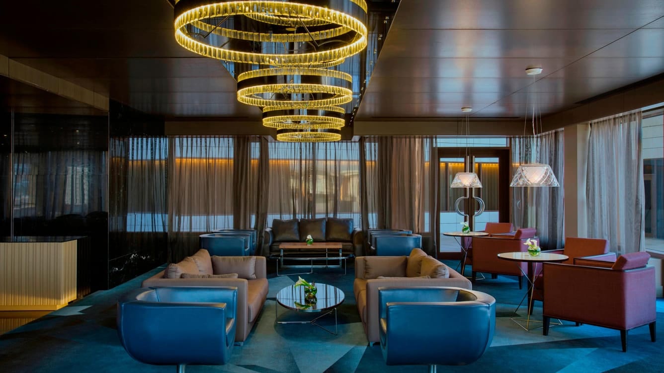 Luxe Lounge photo 6
