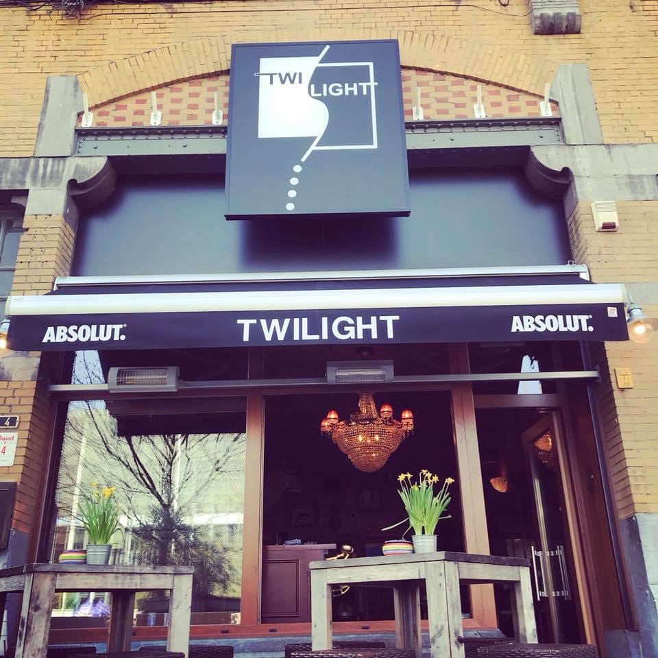 Café Twilight