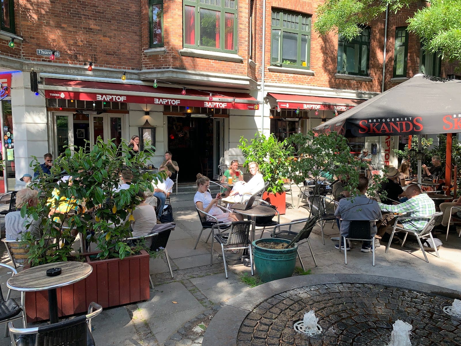 Bartof Café