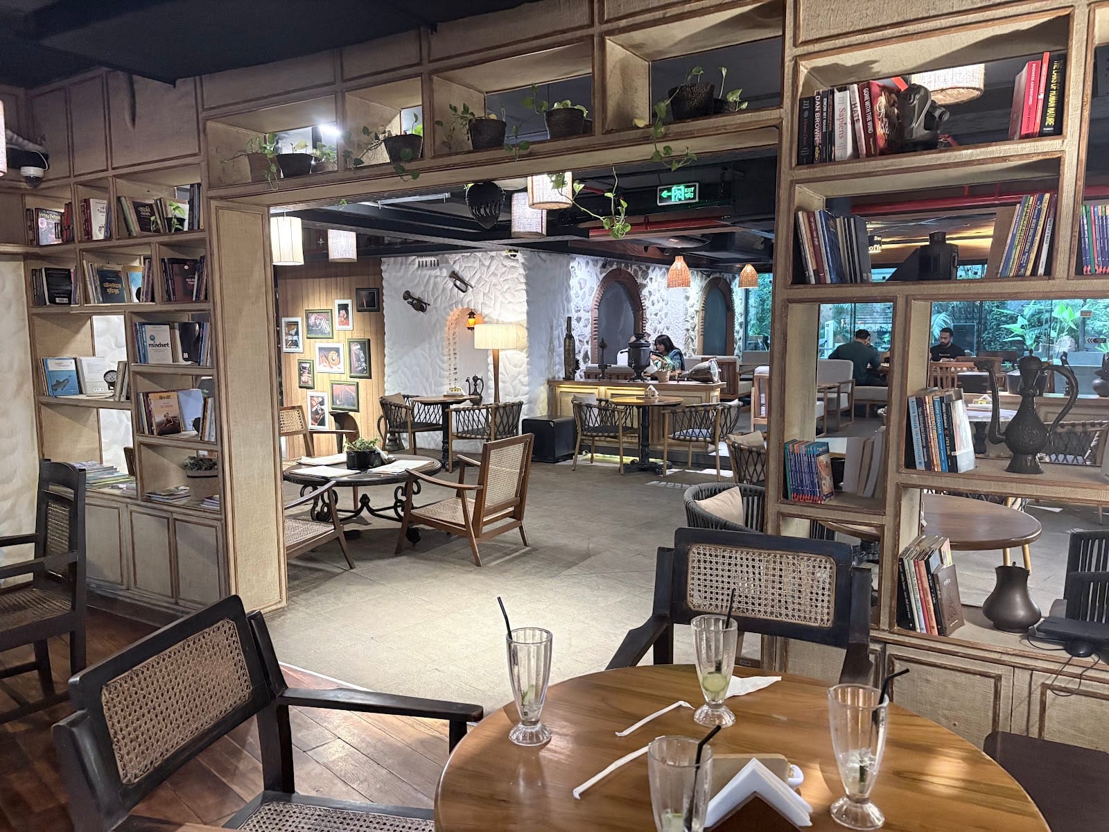 Happiness Cafe