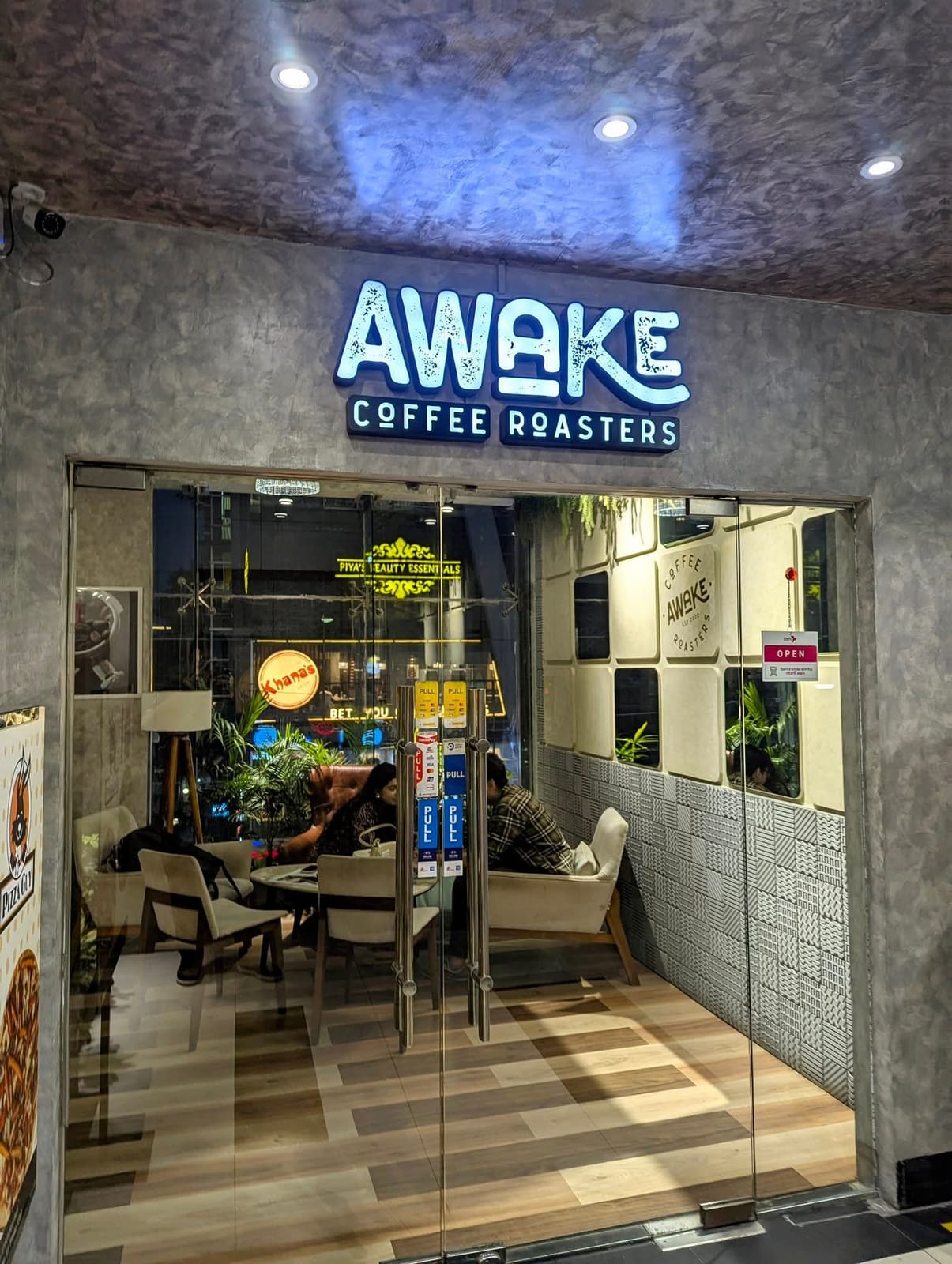 Awake Coffee Roasters, Banani