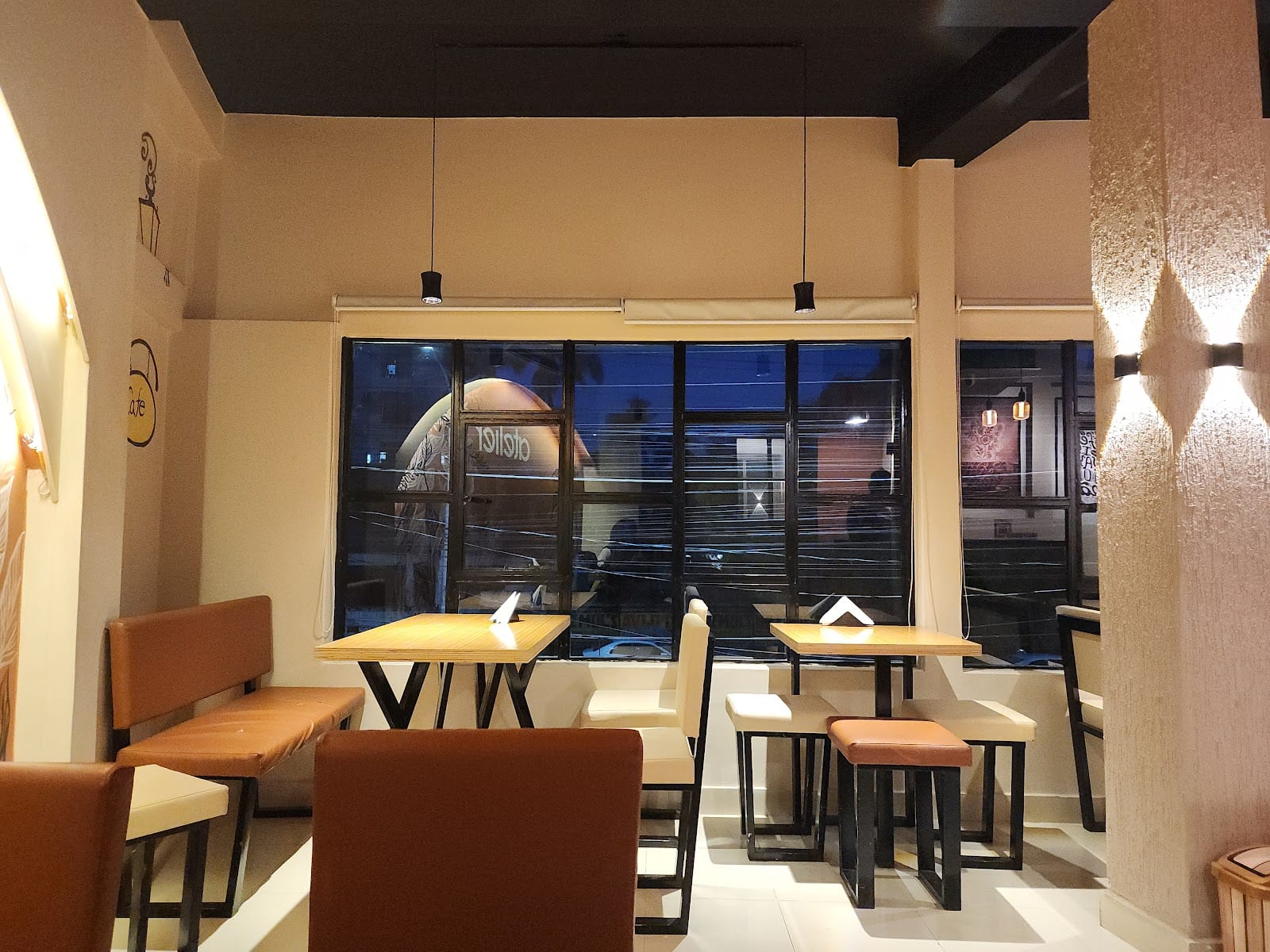 Cafe atelier