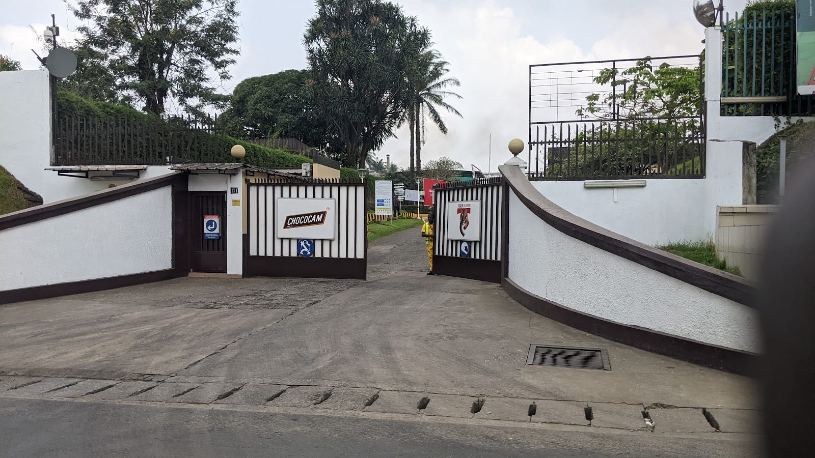 Usine de transformation de cacao à Douala