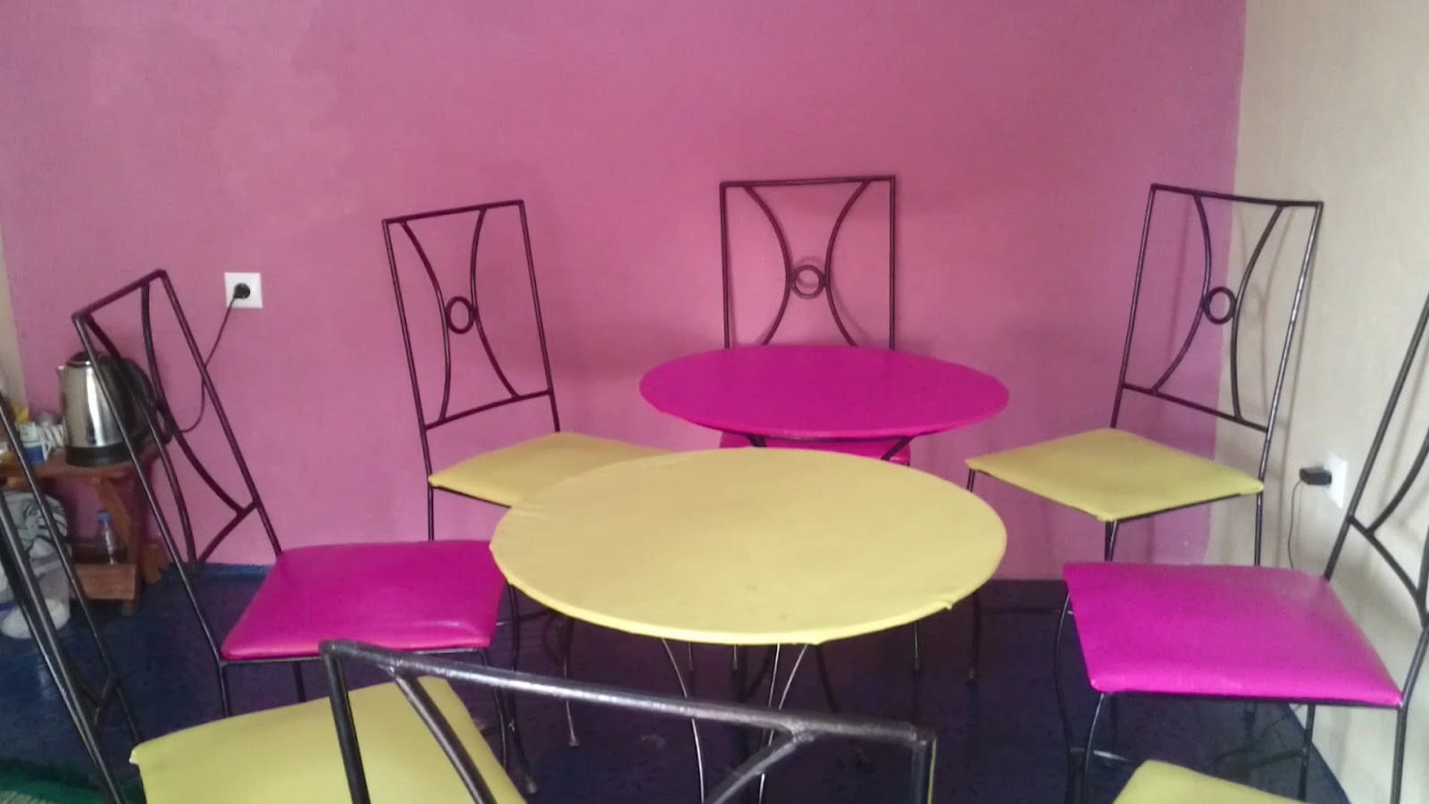 MAGAJI HOUSE GRILLADE CAFÉ SERRÉ