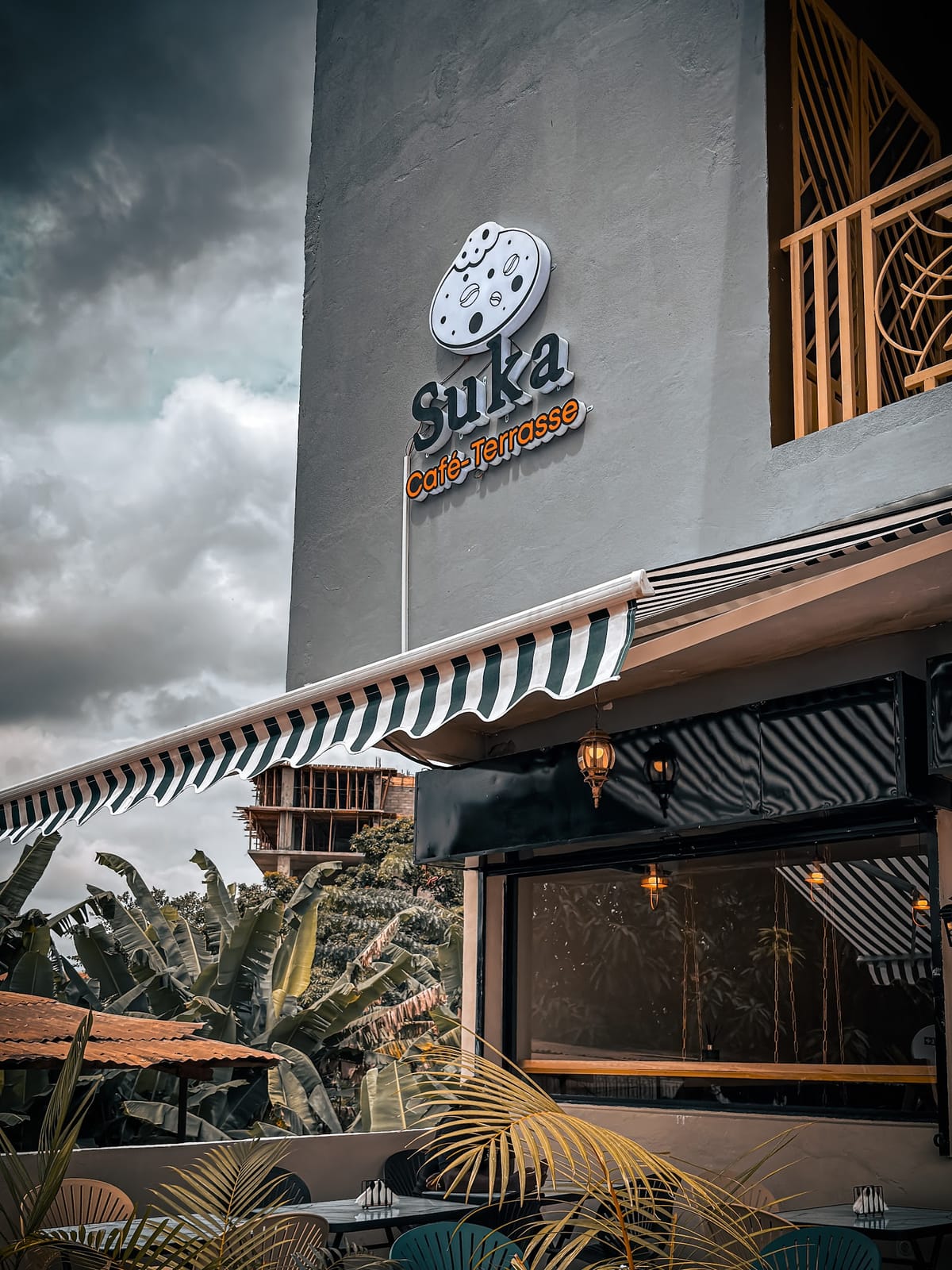 SUKA Café terrasse