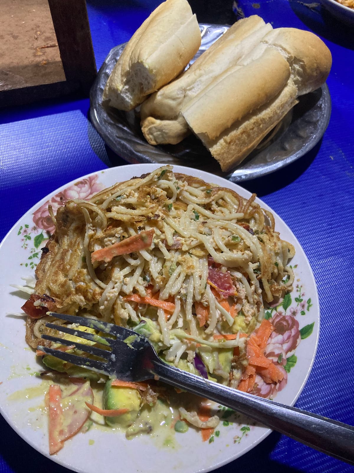 Chez Adolphe (Cafeteria)