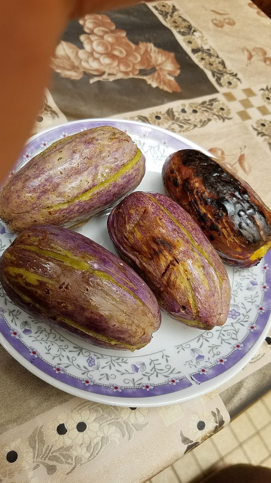 Etoudi Deux Boutiques
