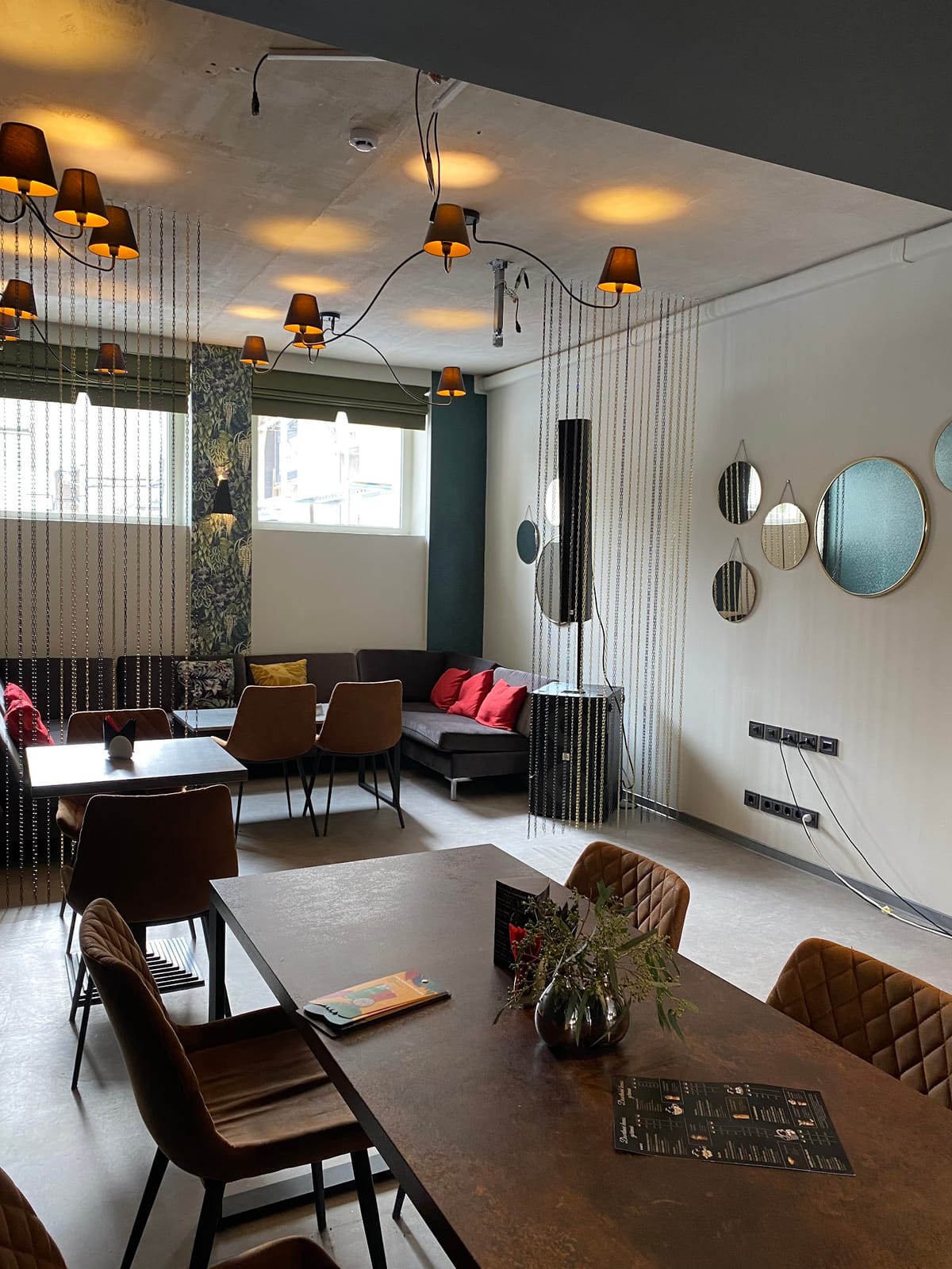 COSMOS Lounge