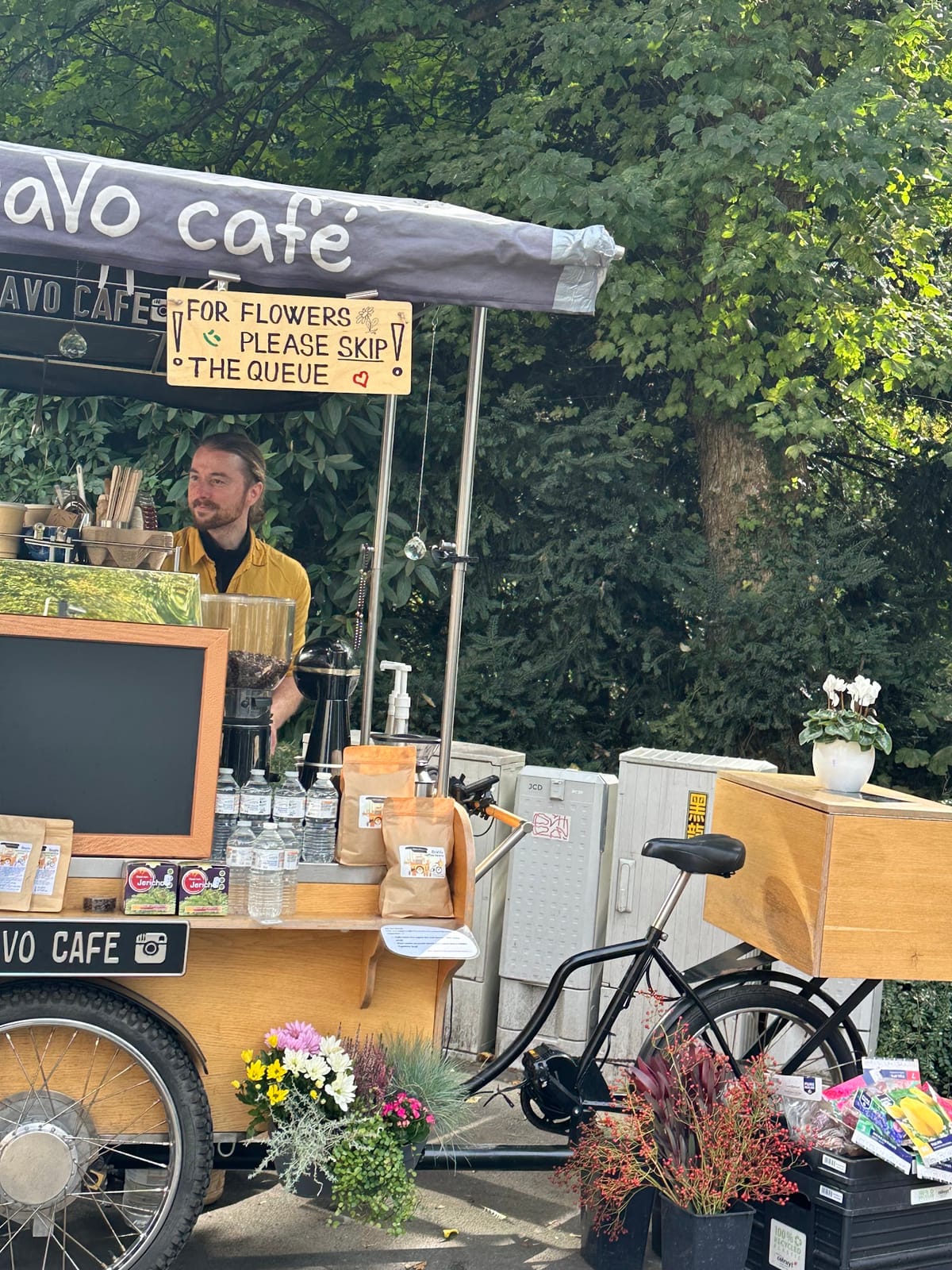 BraVo Café