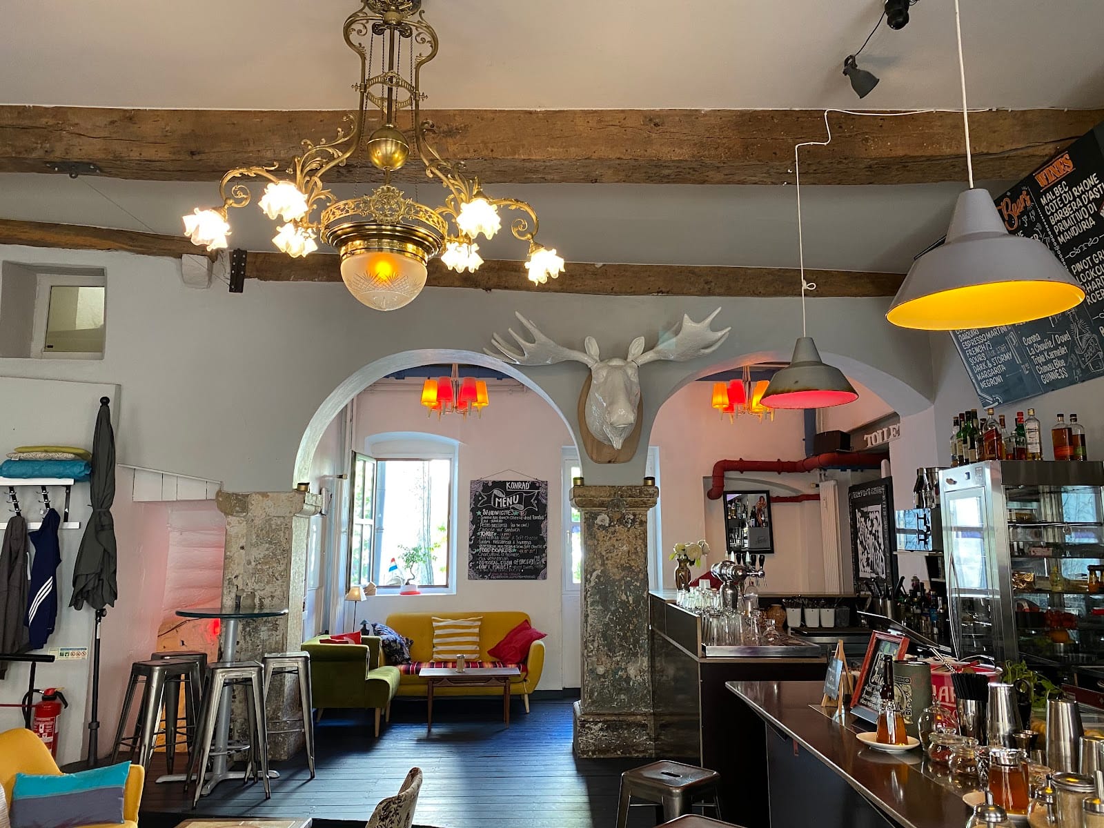 Konrad Café & Bar