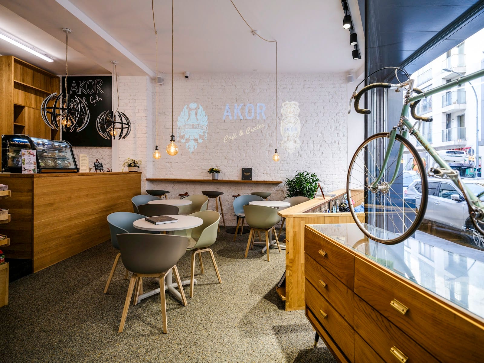 AKOR café et cycles