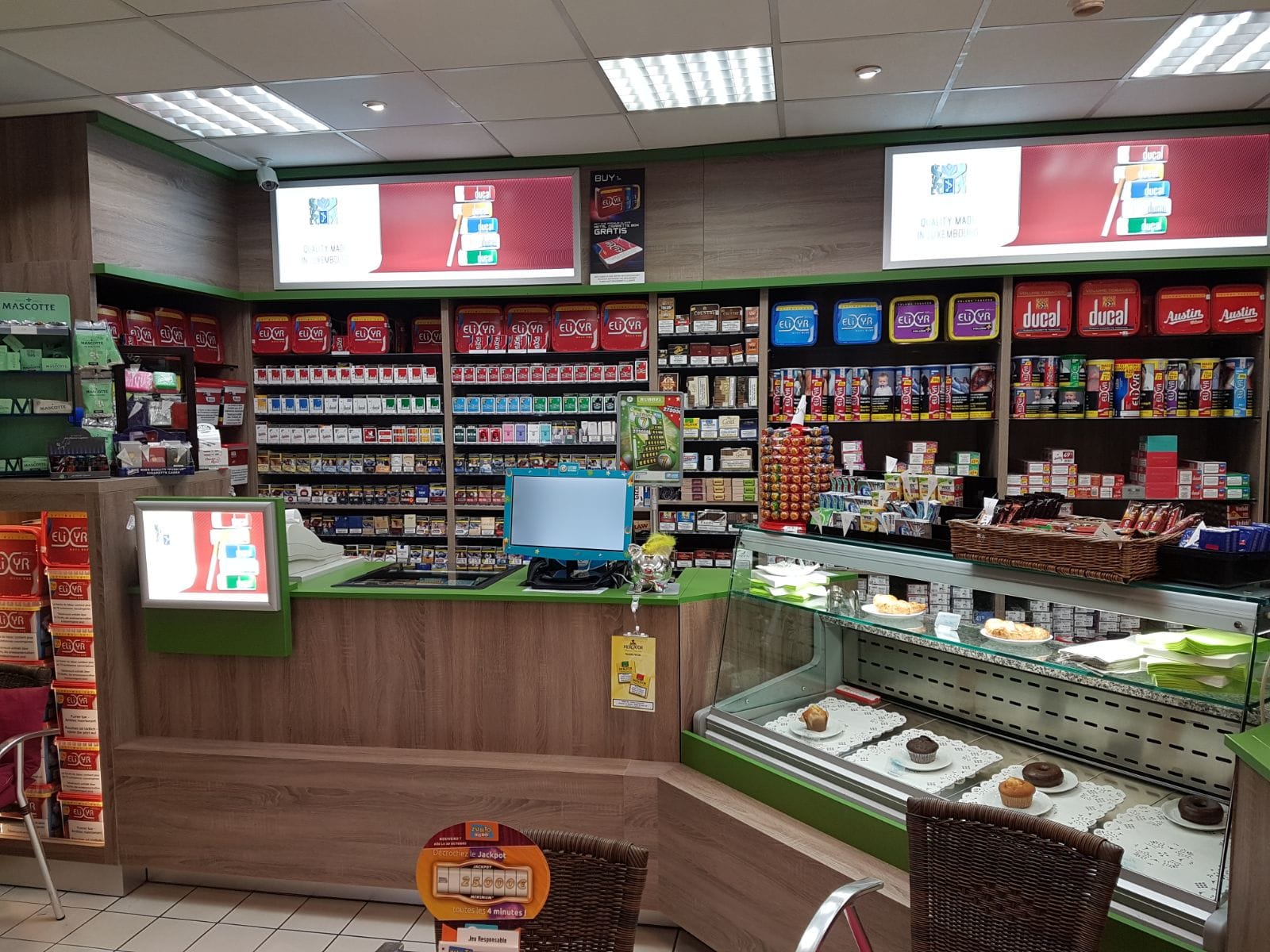 Café Shop