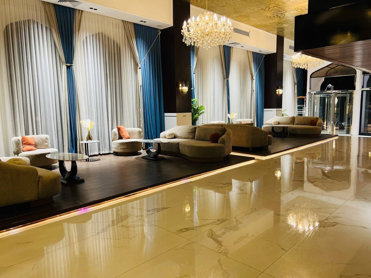 AlMasbah Plaza Cafe