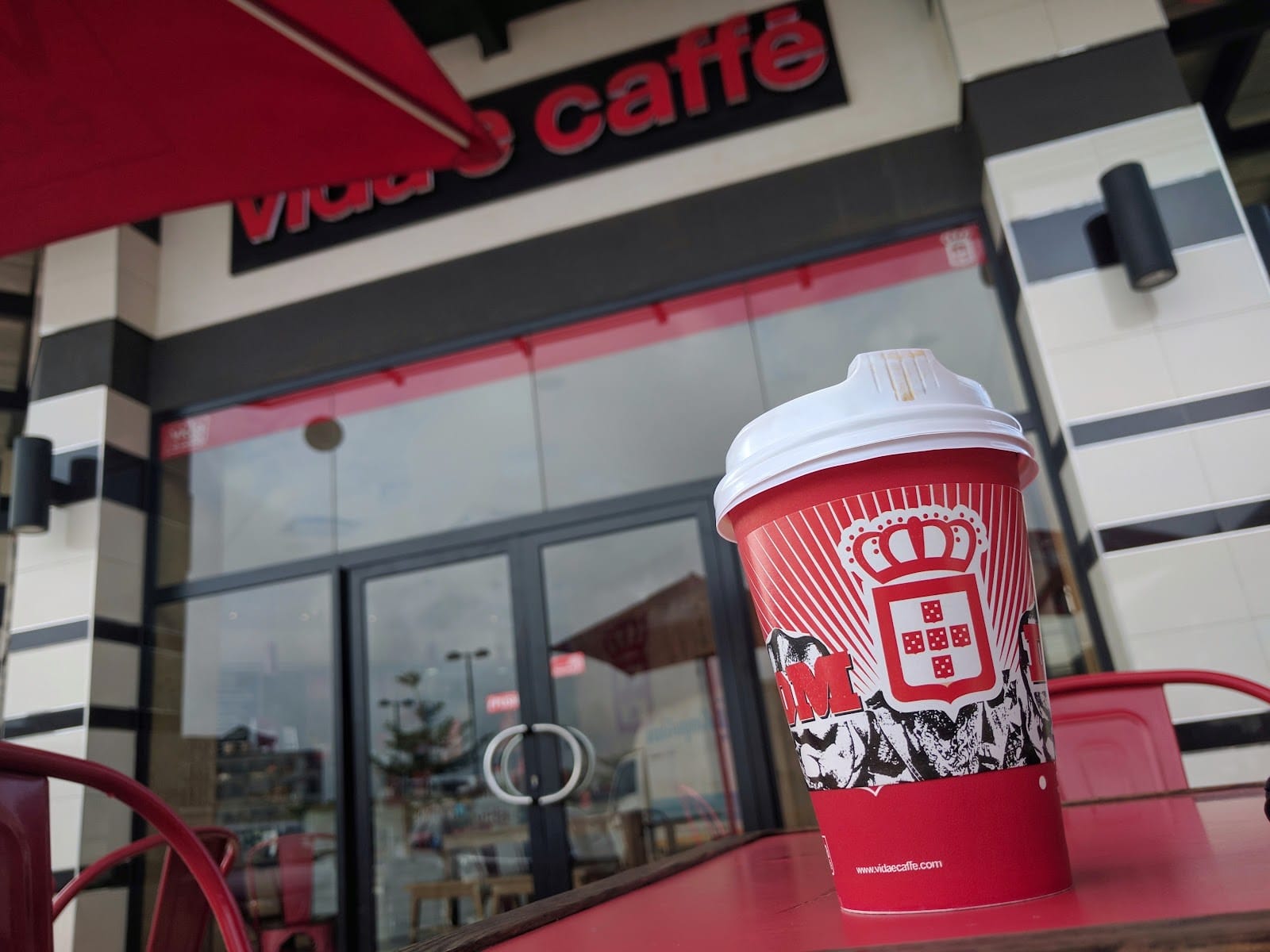 vida e caffè - Junction Mall