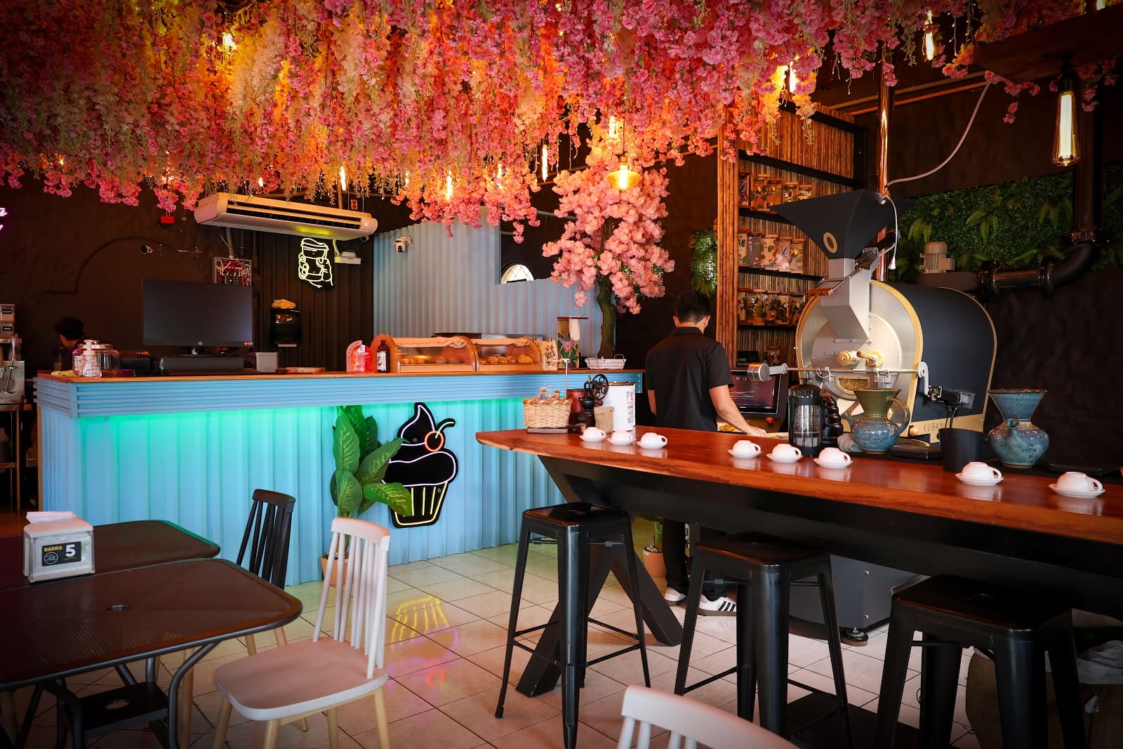 Dobore Cafe