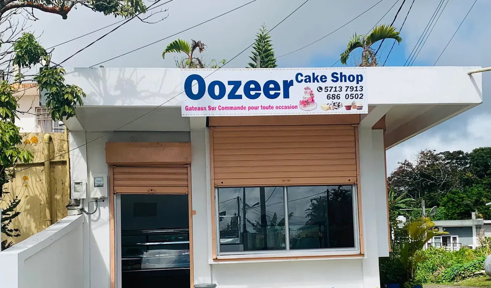 Oozeer Cake Shop