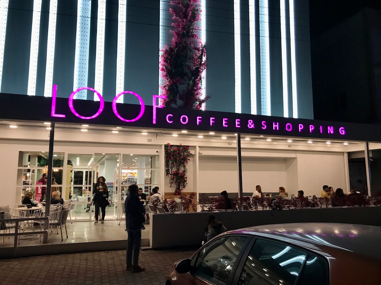 Loof Coffee & Shopping