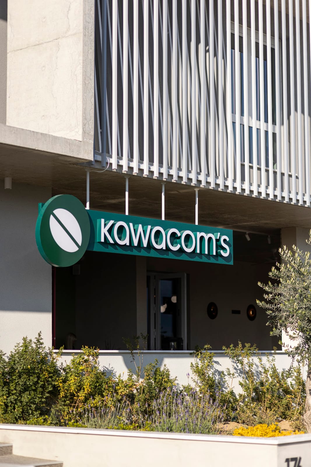 Kawacom's (Karyatides Building)