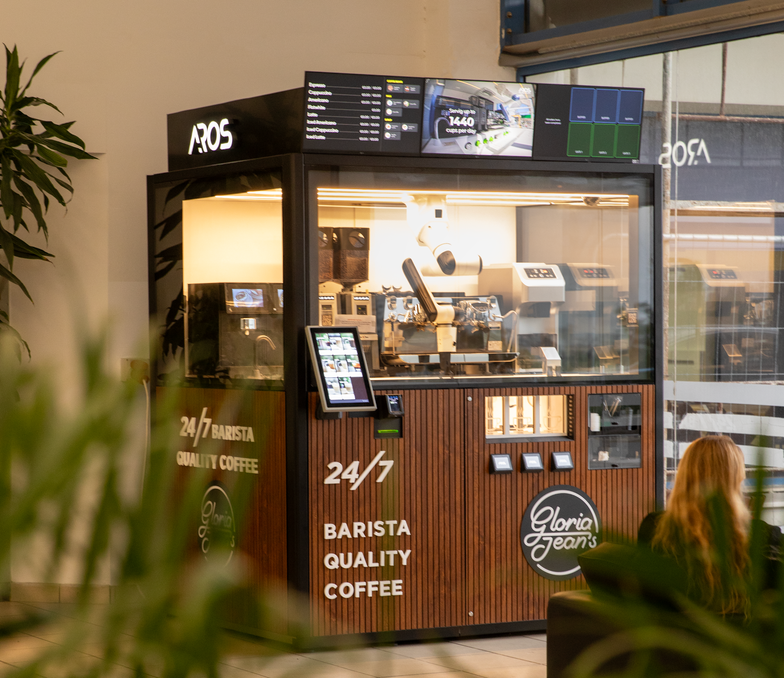 AROS 24/7 ROBO CAFE - Barista Quality coffee