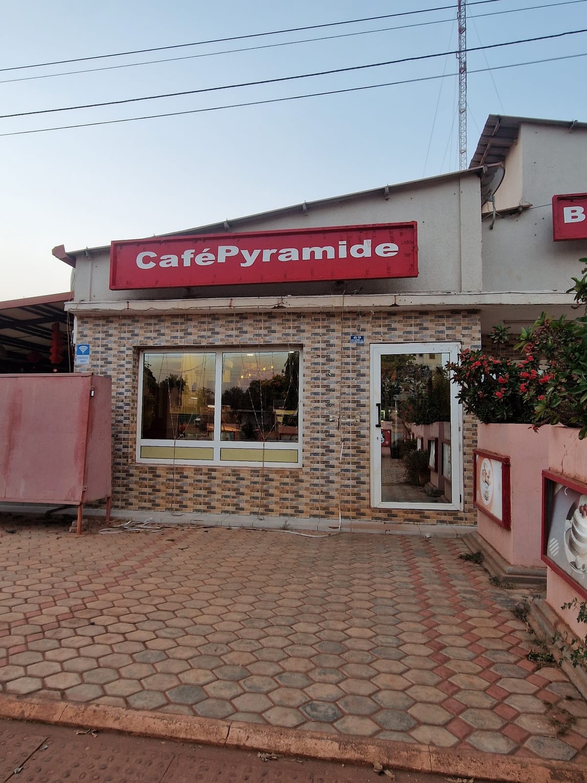 Café Pyramide
