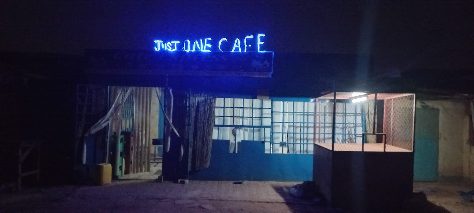 JUST ONE CAFÉ