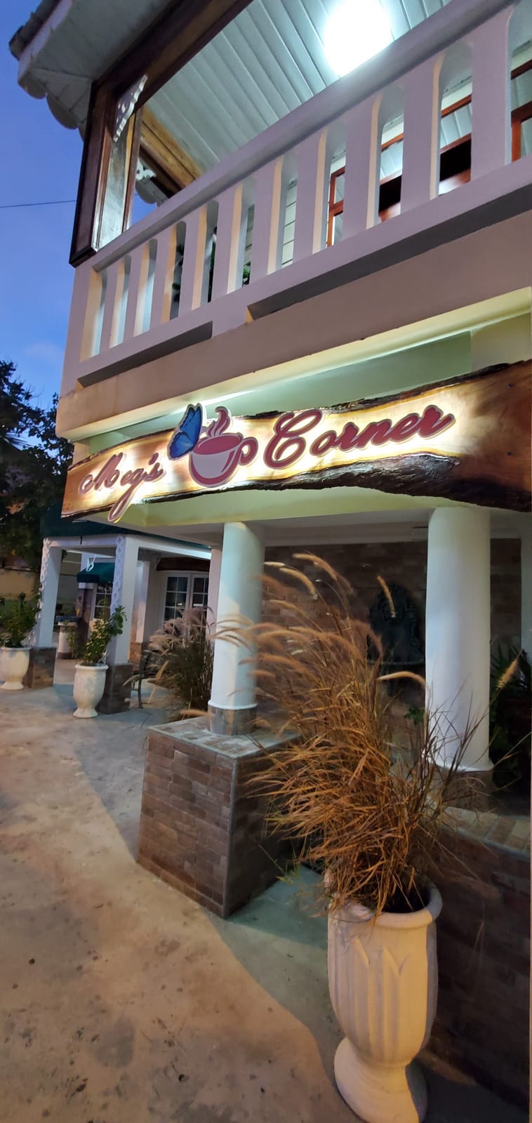 Meg's Corner Cafe’