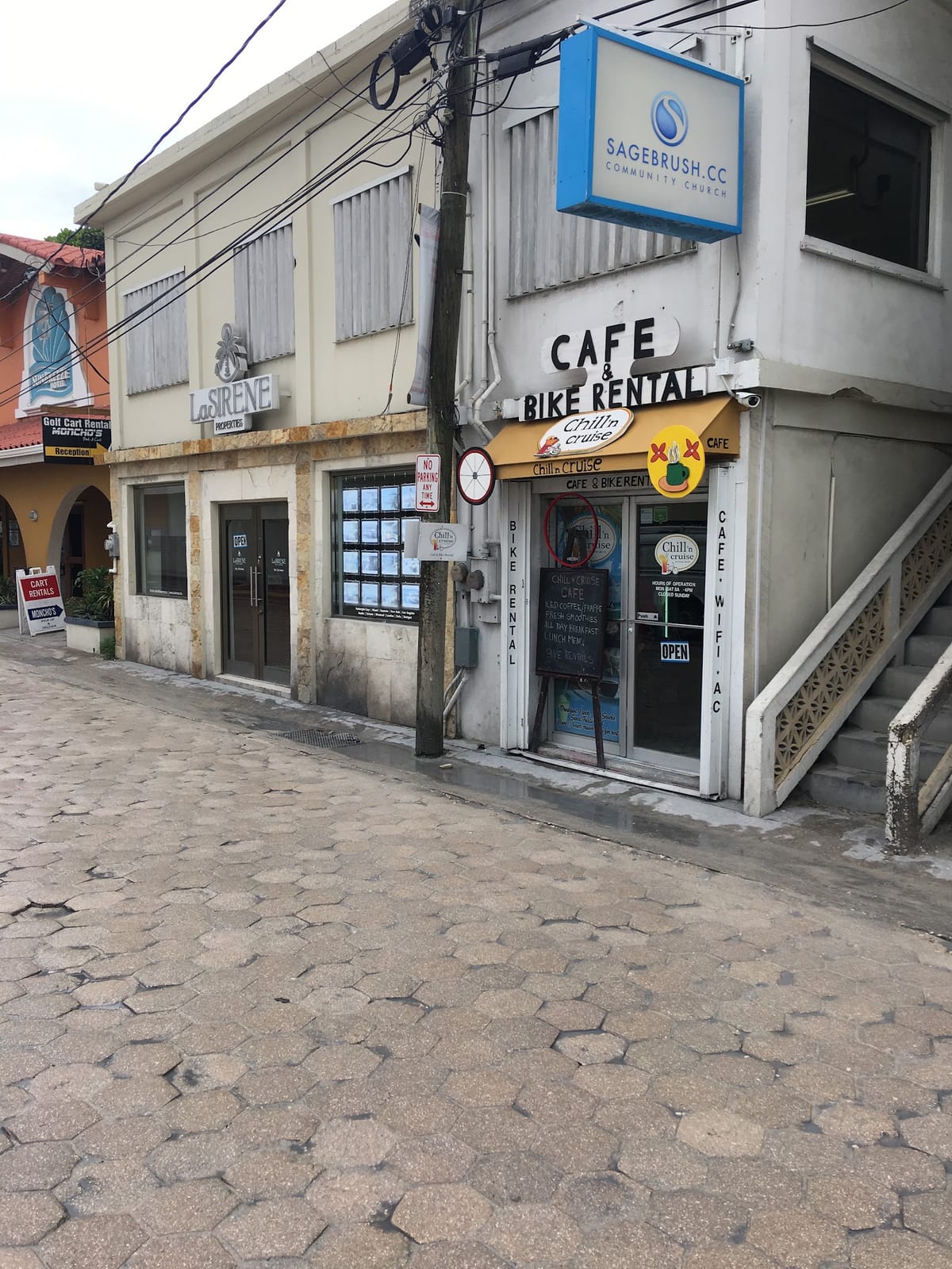 Chill 'n Cruise Cafe & Bike Rental