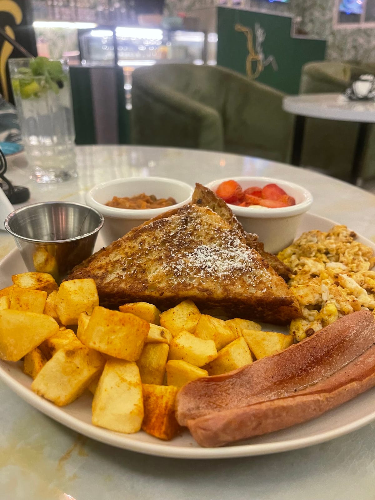 cafe monalisa