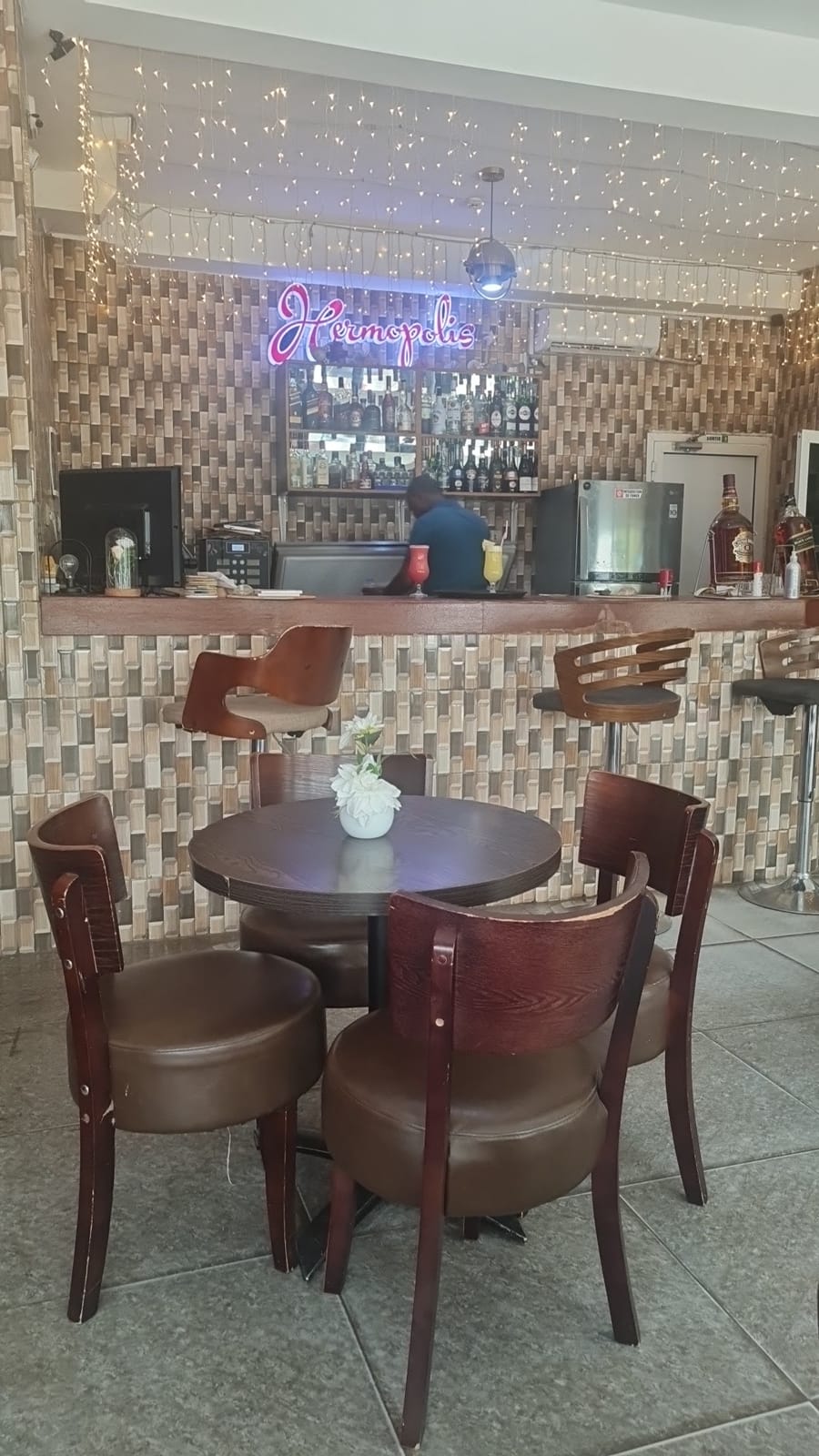 Cafe Hermopolis