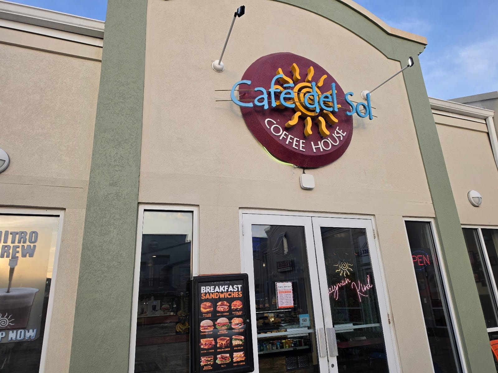 Cafe del Sol Marquee Plaza