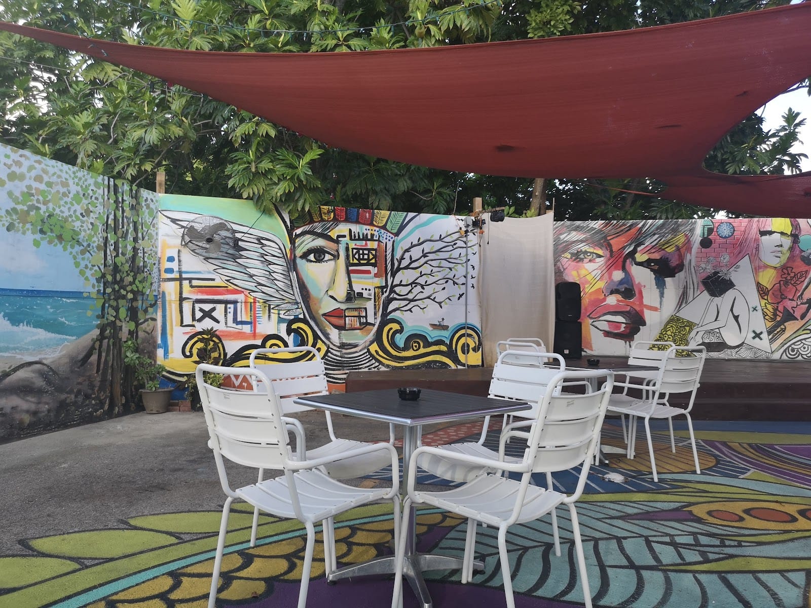Carib Café