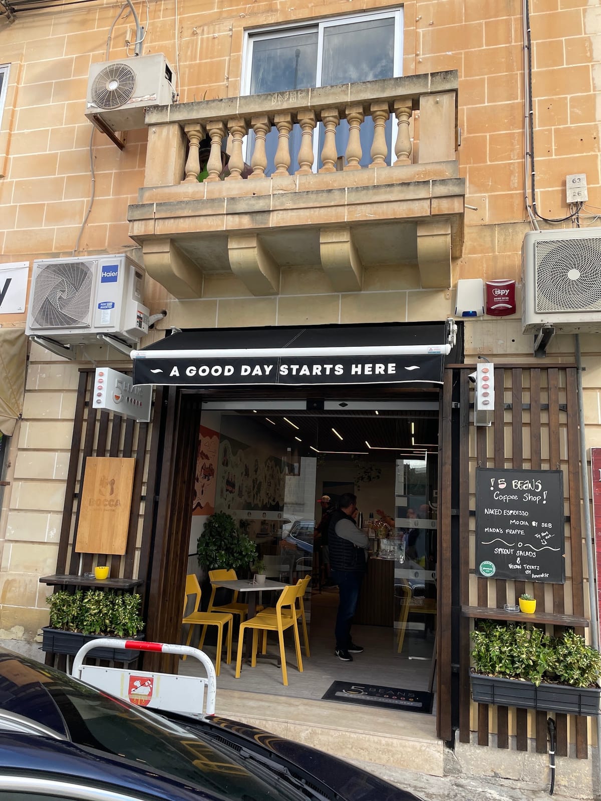 5 Beans Coffee