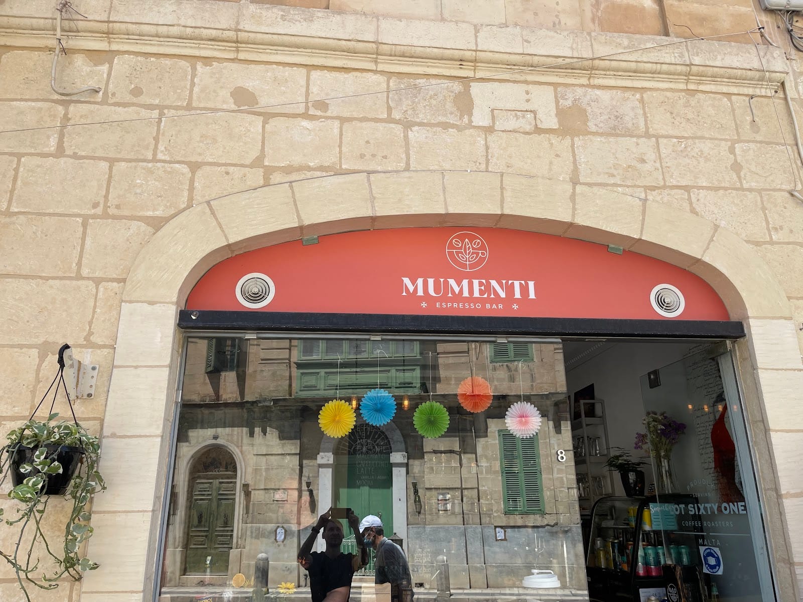 Mumenti Espresso Bar