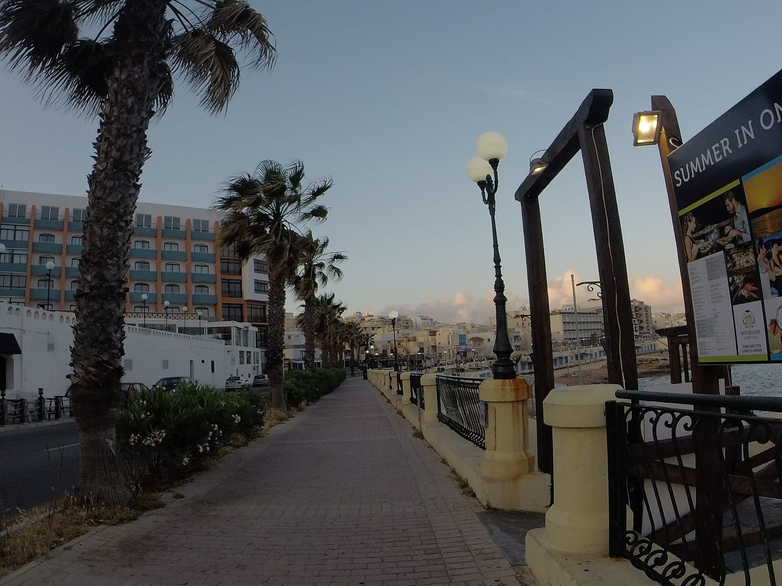 Promenade photo 2