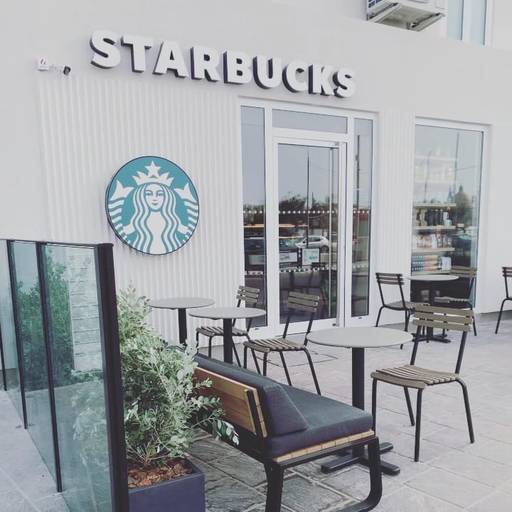Starbucks 'The Strand'