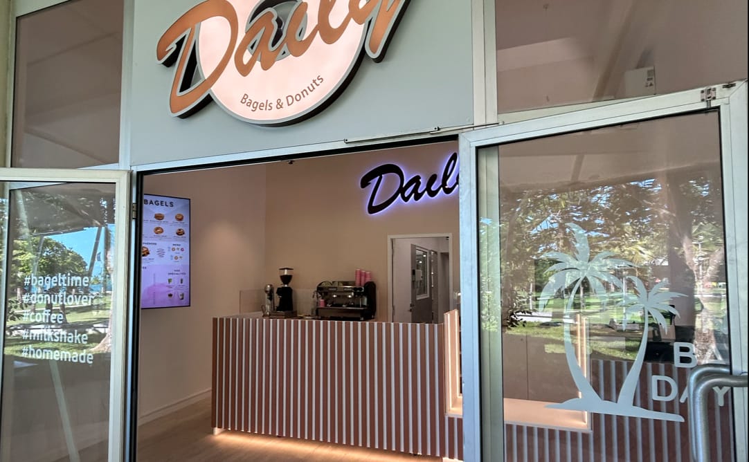 Daily Café - Bagels & Donuts