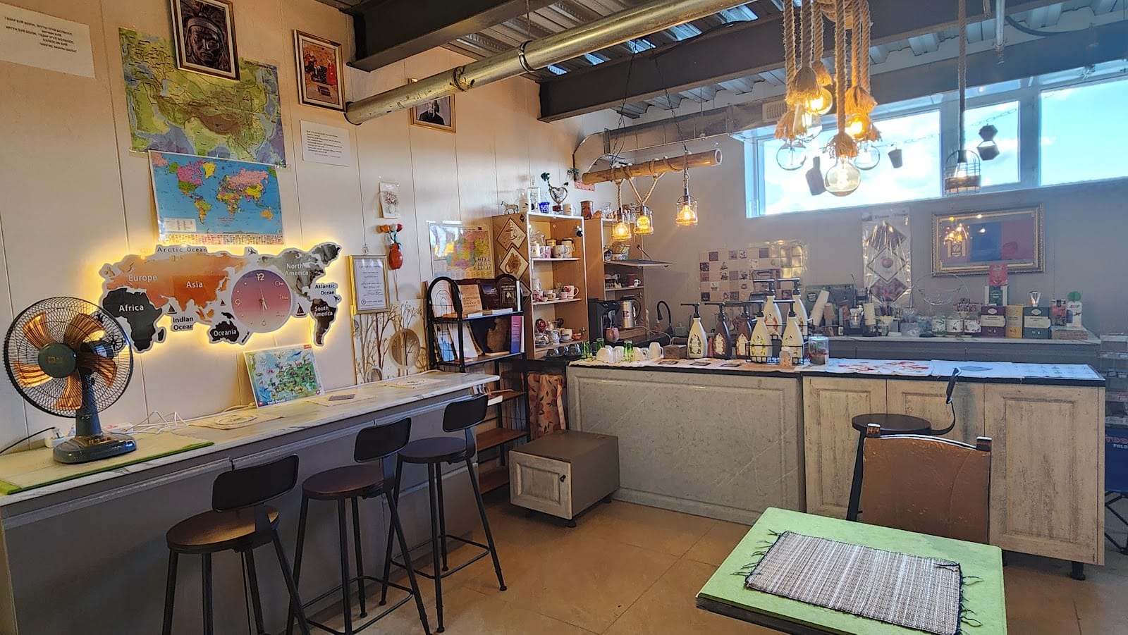 Ruth Cafe