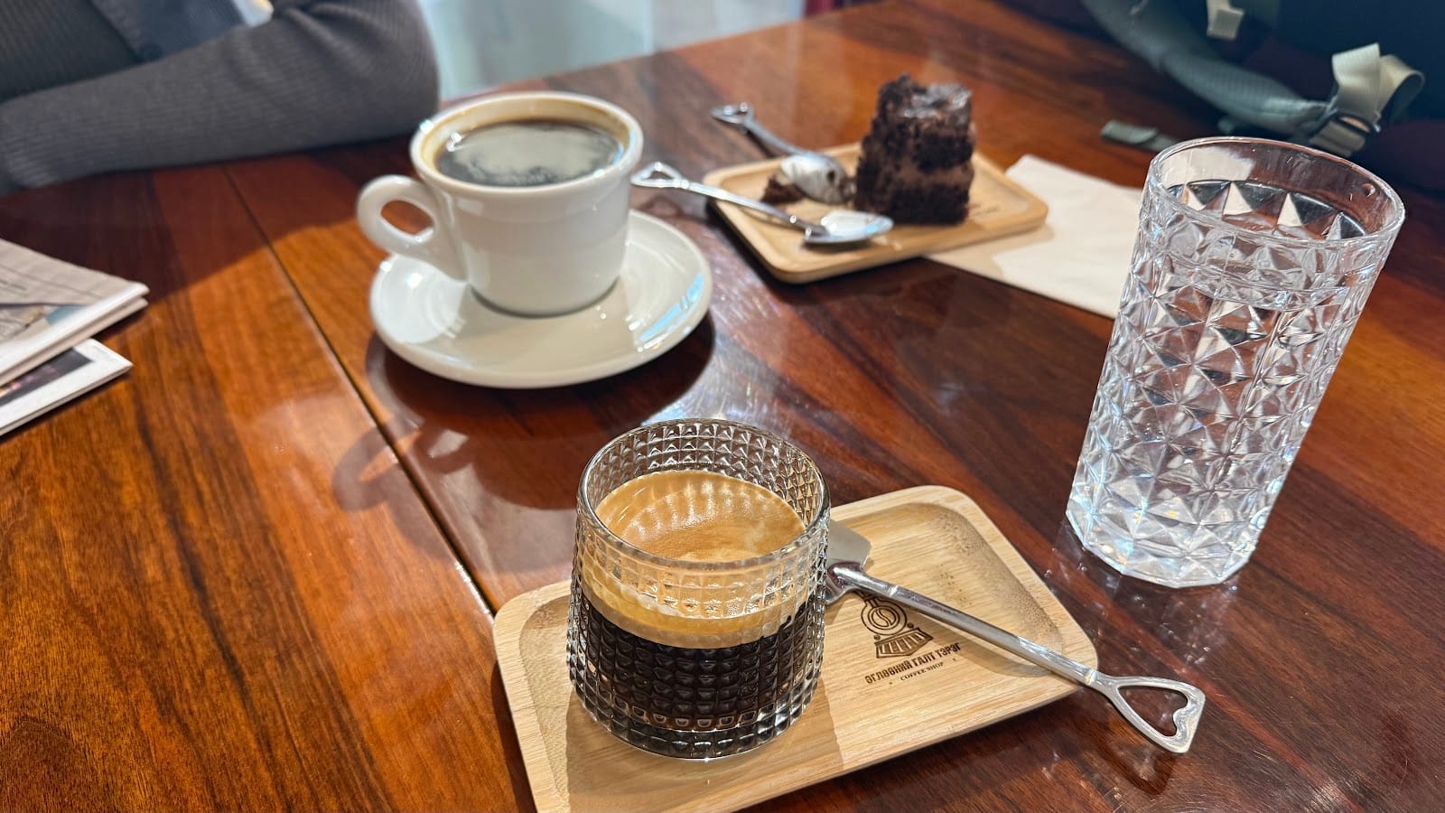 Morning Train Coffee shop