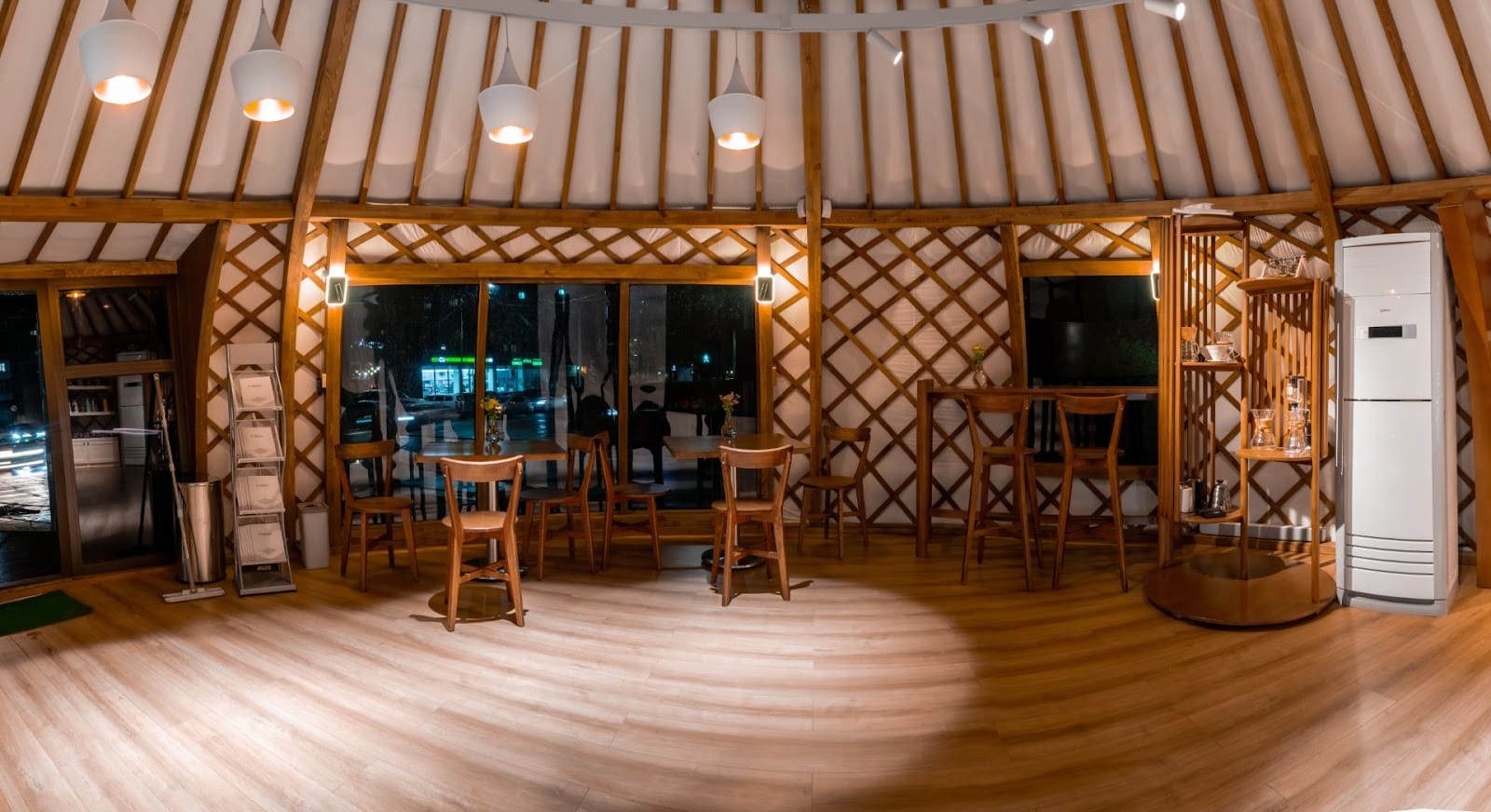 Uruhan coffee shop