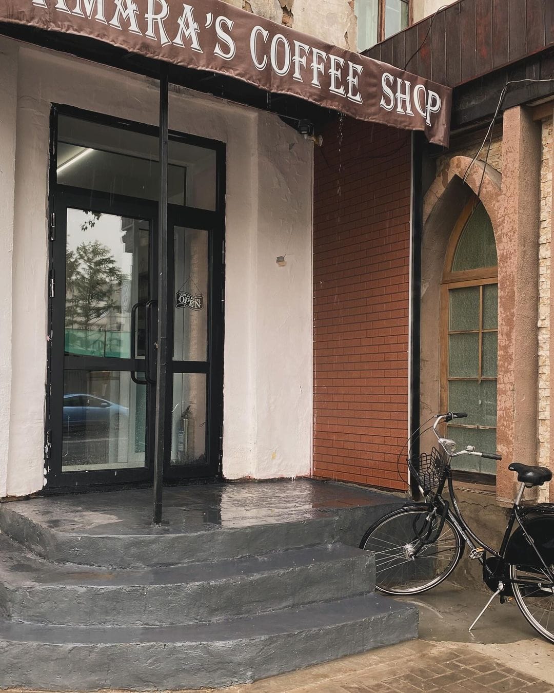 Amara's coffee shop
