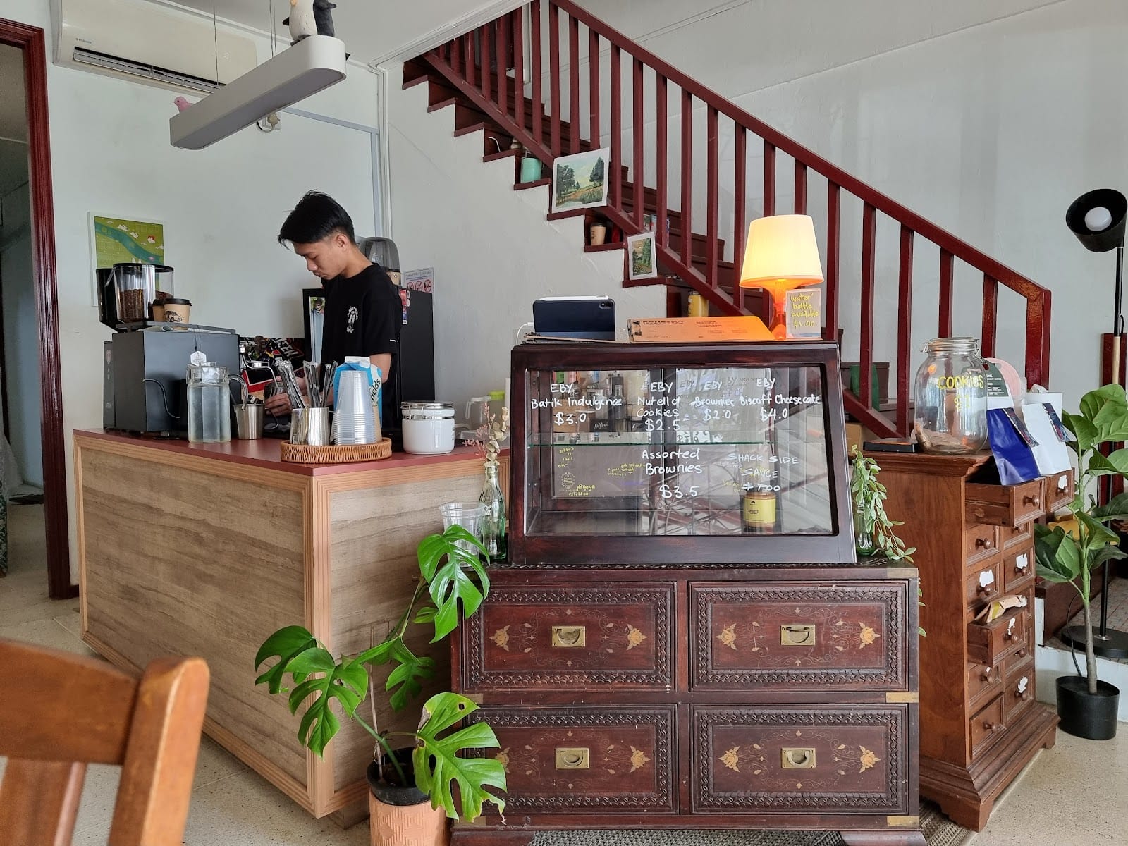 Poursha Cafe