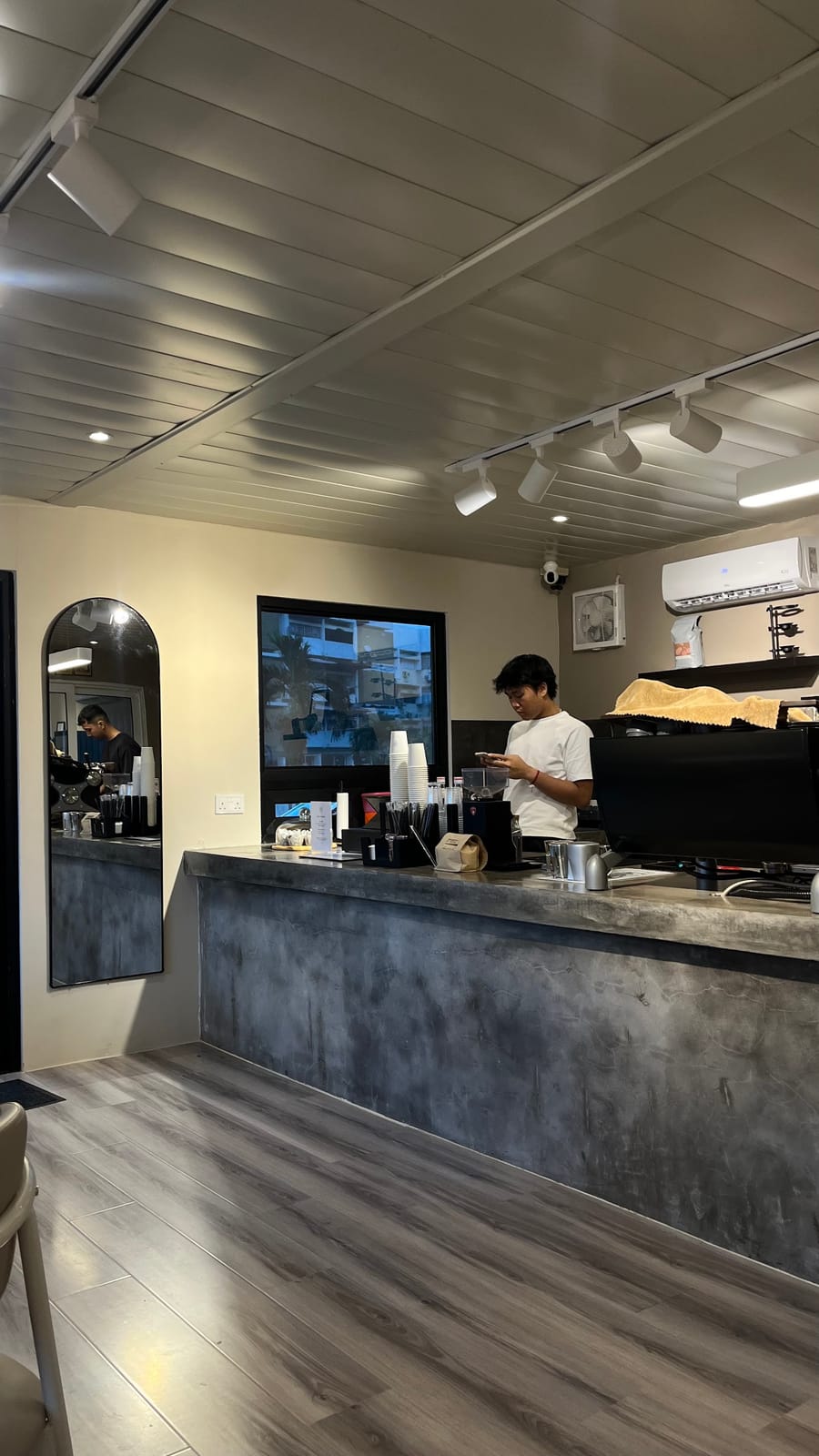 Monochrome Coffee & Co.