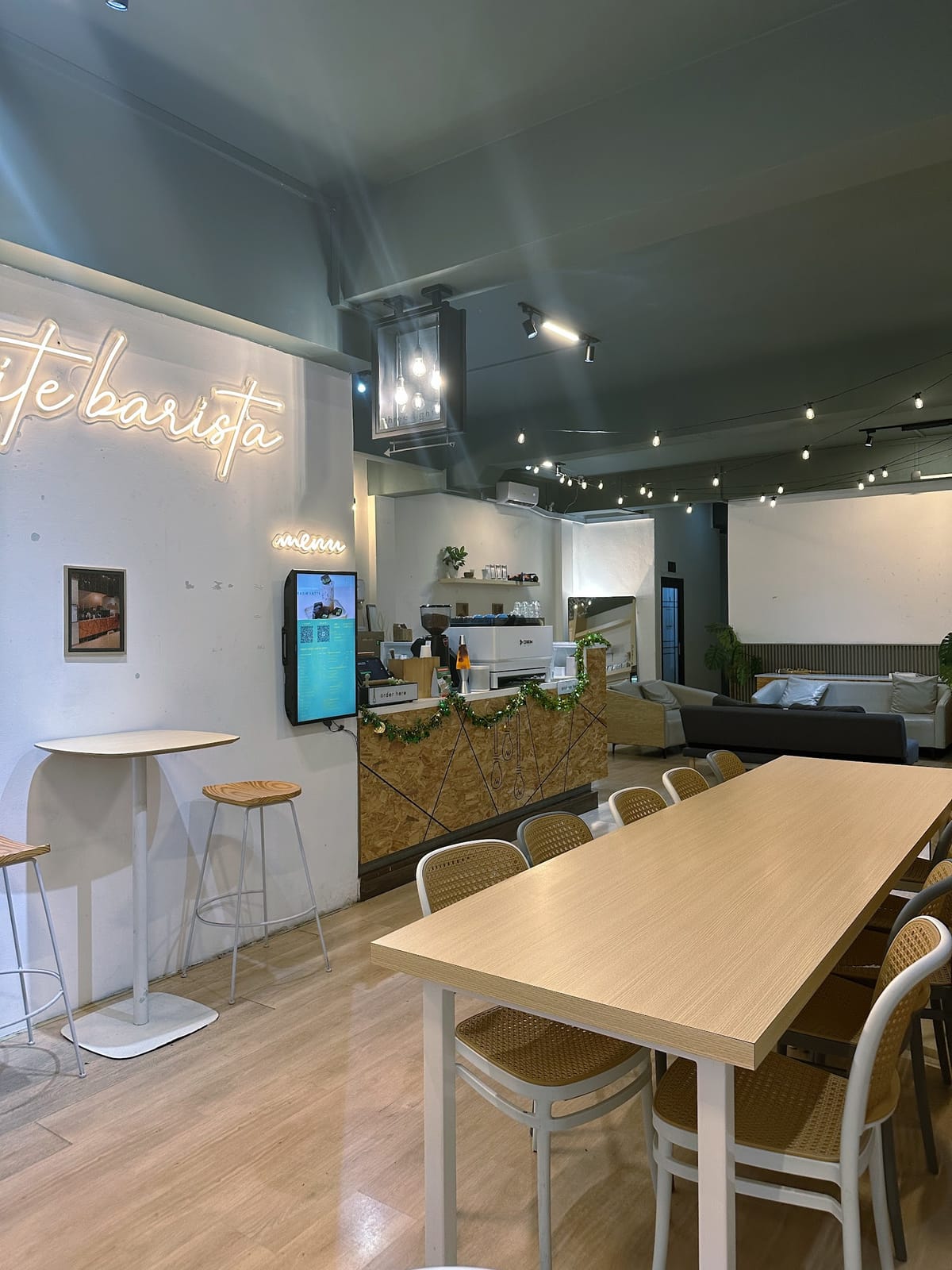 Three Light Coffee Bar