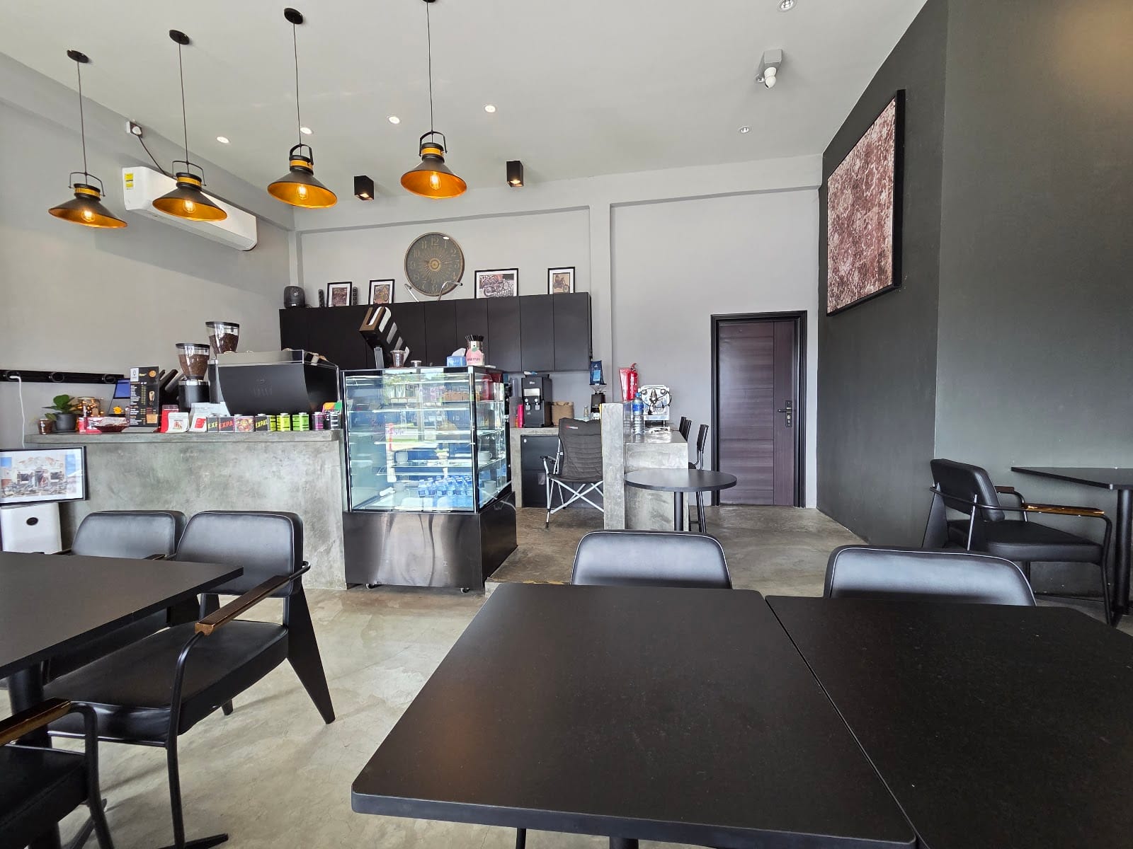 LAMBAK COFFEE HAUS
