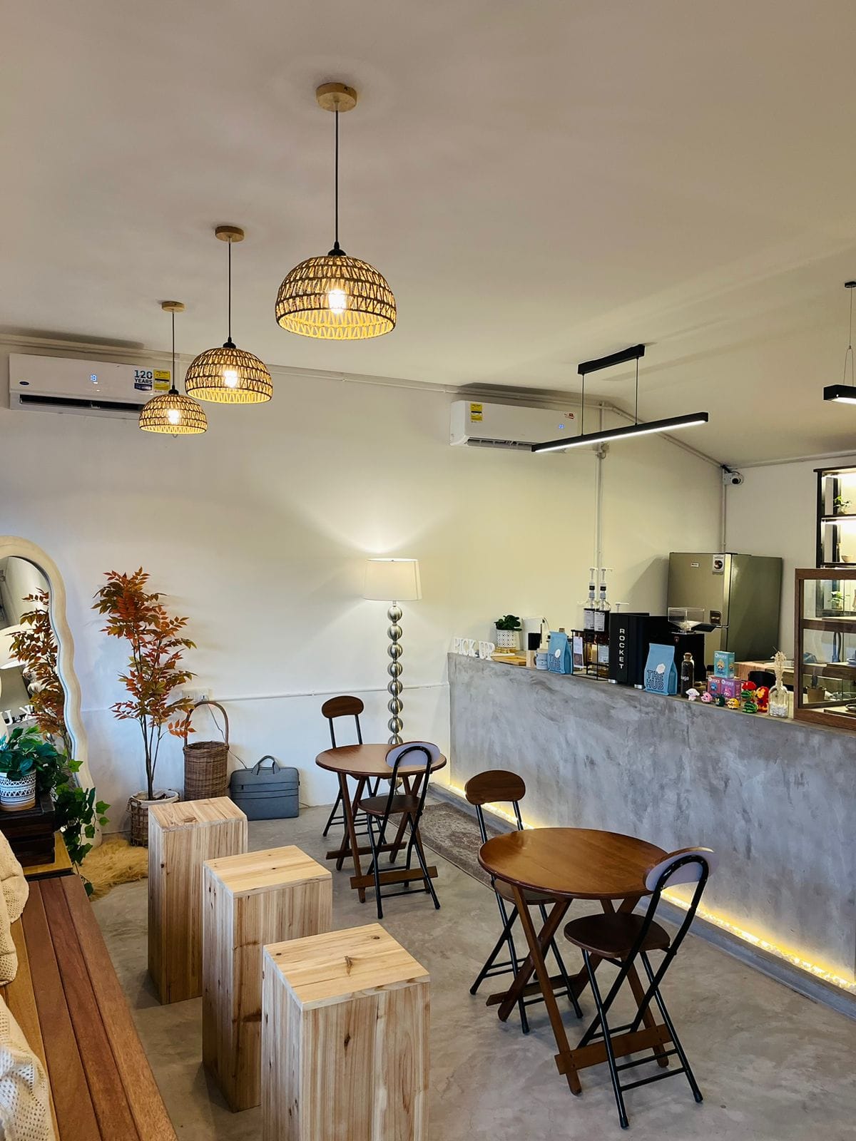 Dahaga Cafe Bn