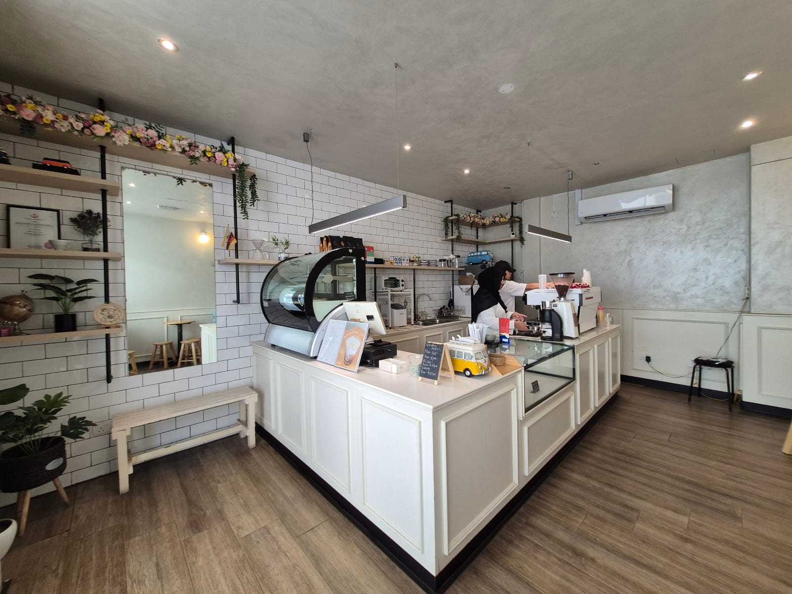 Thinking Cup Café