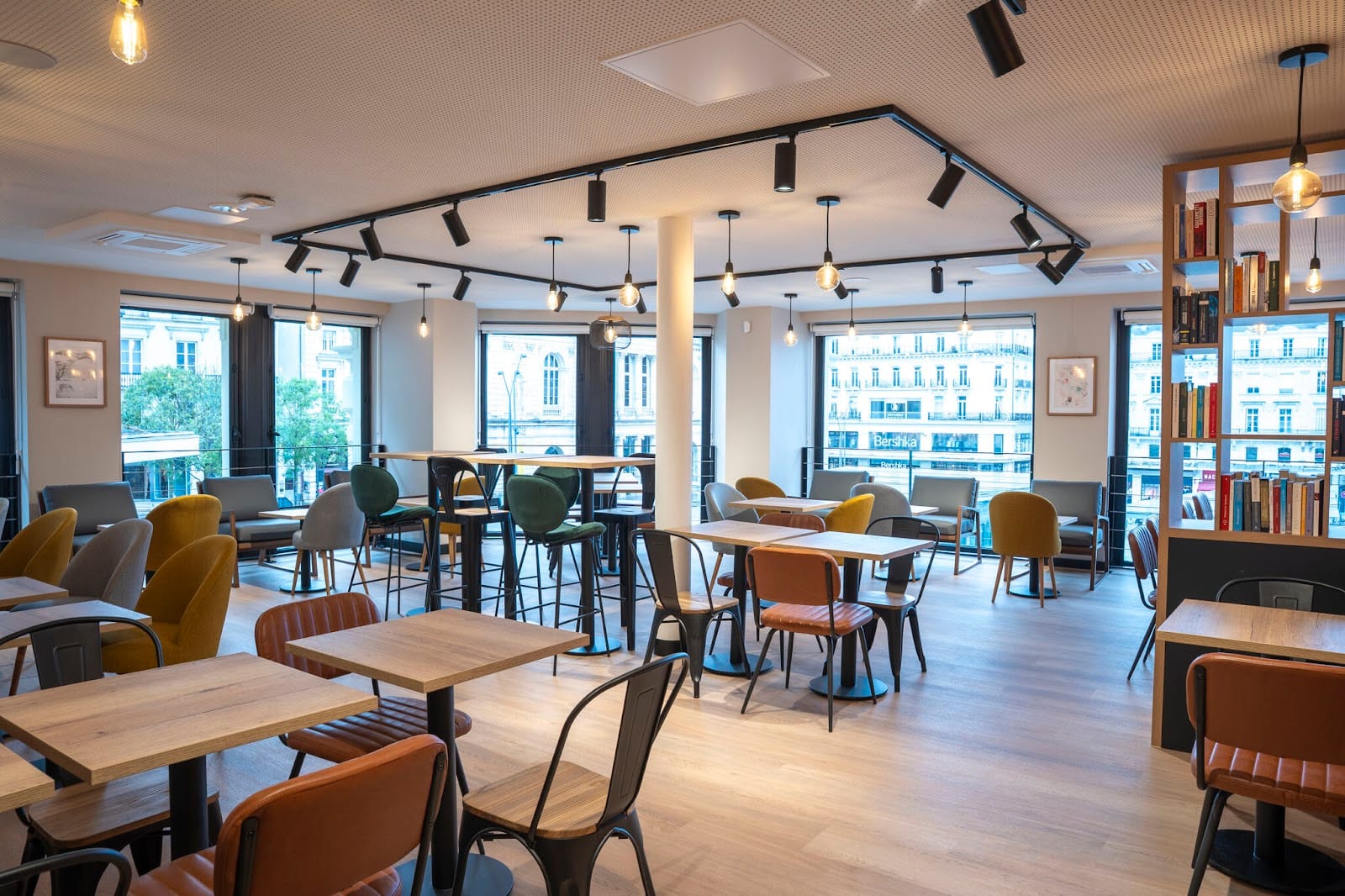 Columbus Café