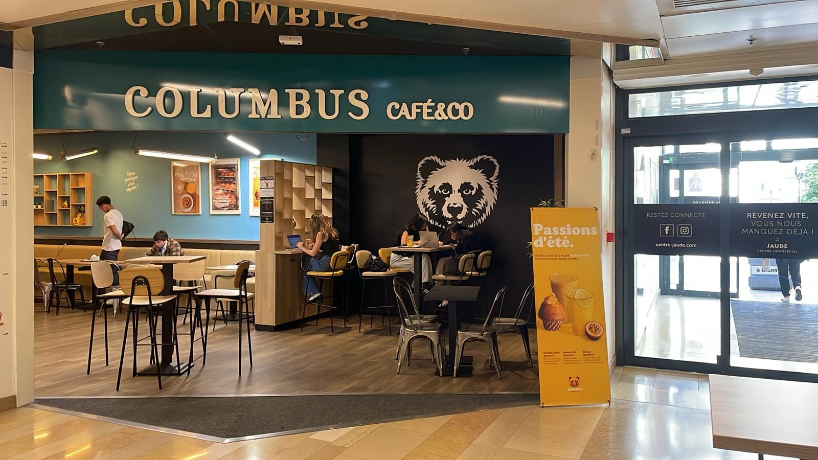 Columbus Café