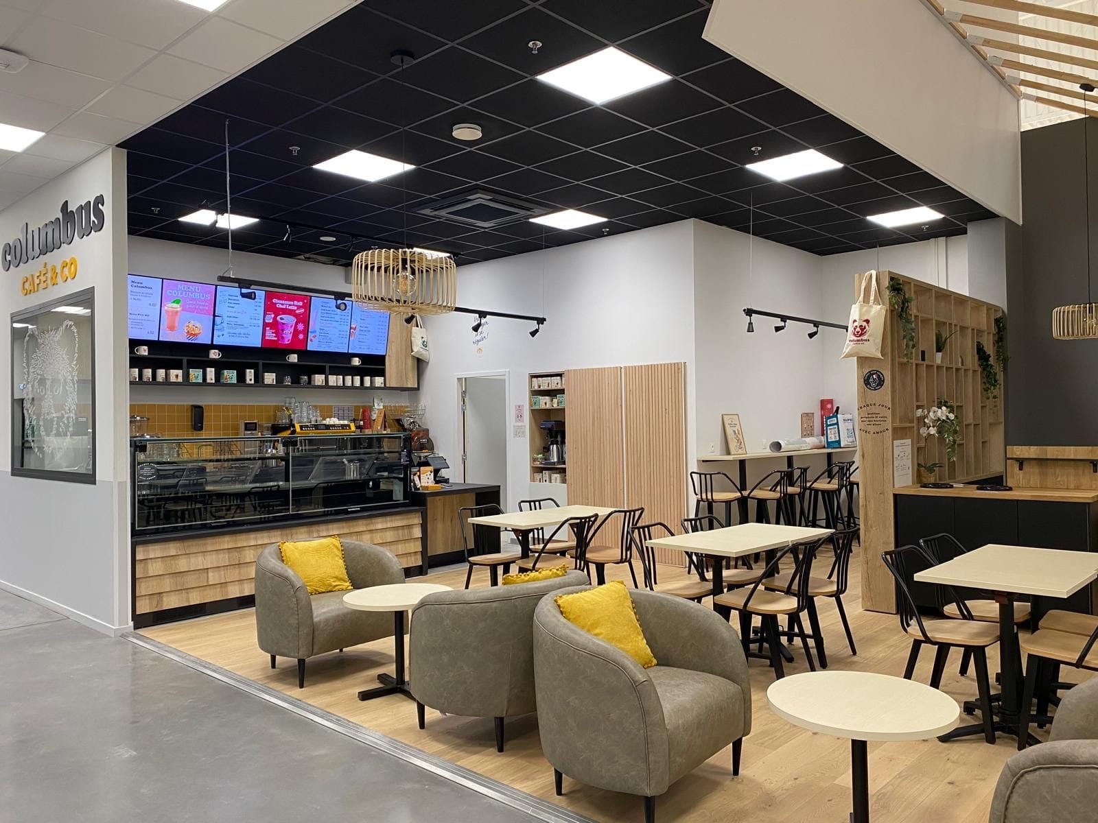 Columbus Café