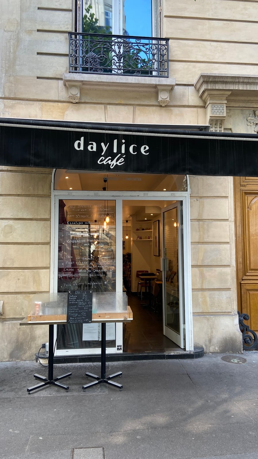 Daylice Café